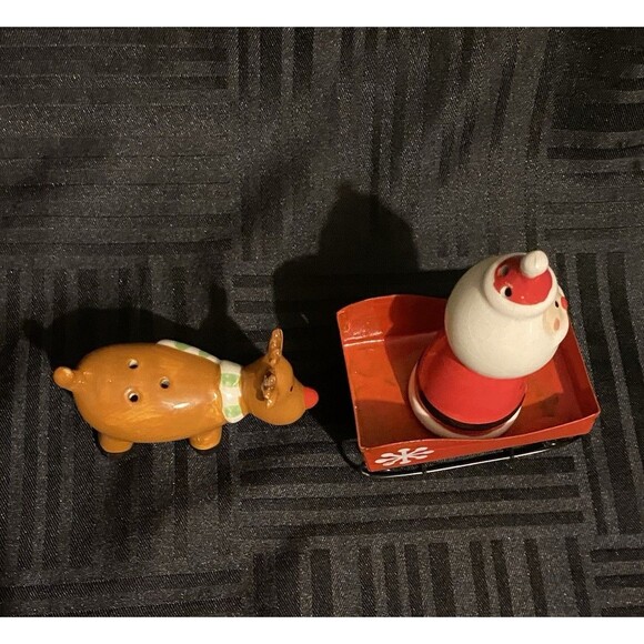 Vintage Holly Jolly Christmas Santa and Reindeer Salt and pepper Shakers - Picture 4 of 7